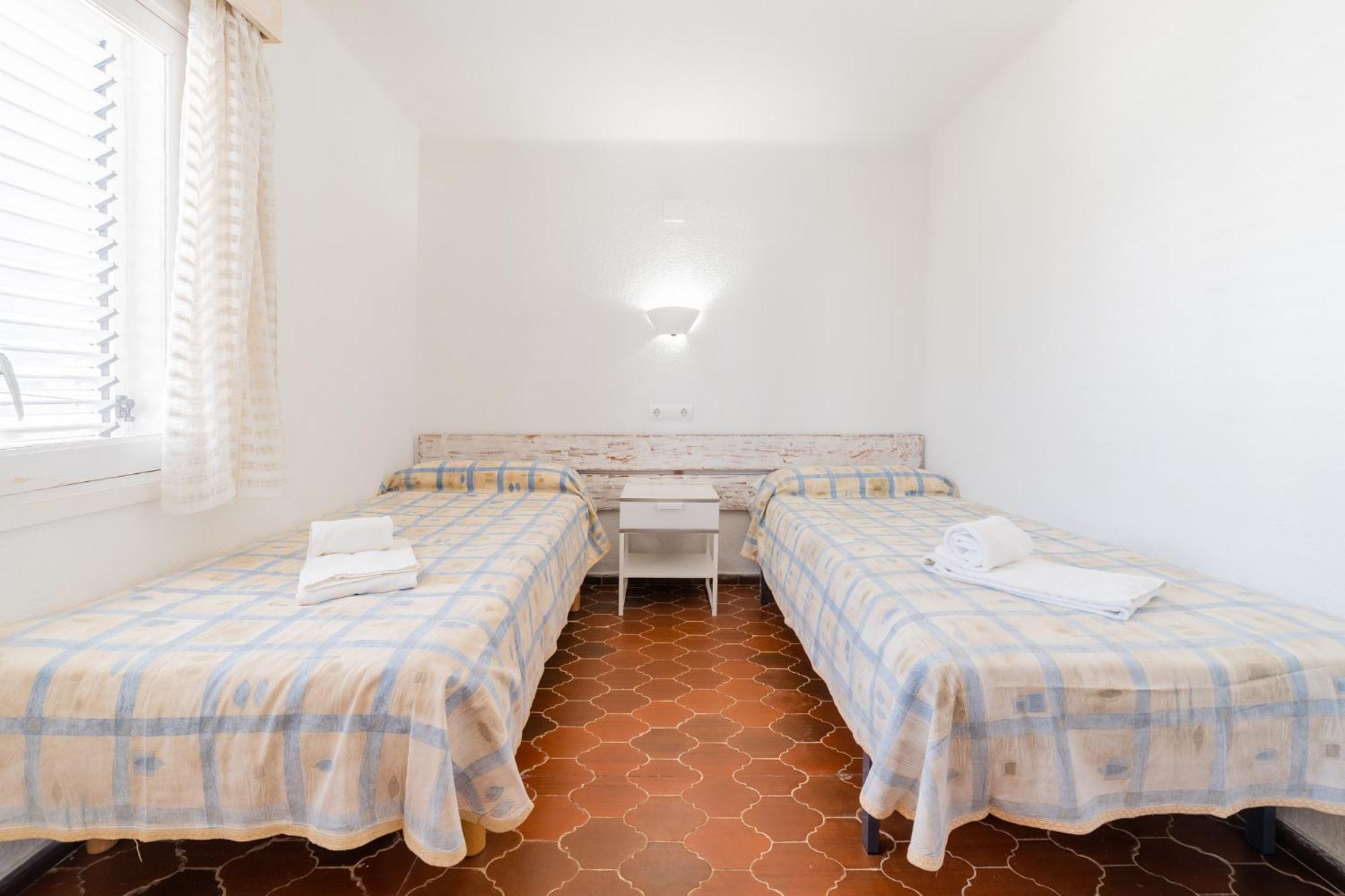Atlas Apartments Ibiza Santa Eularia des Riu Eksteriør billede