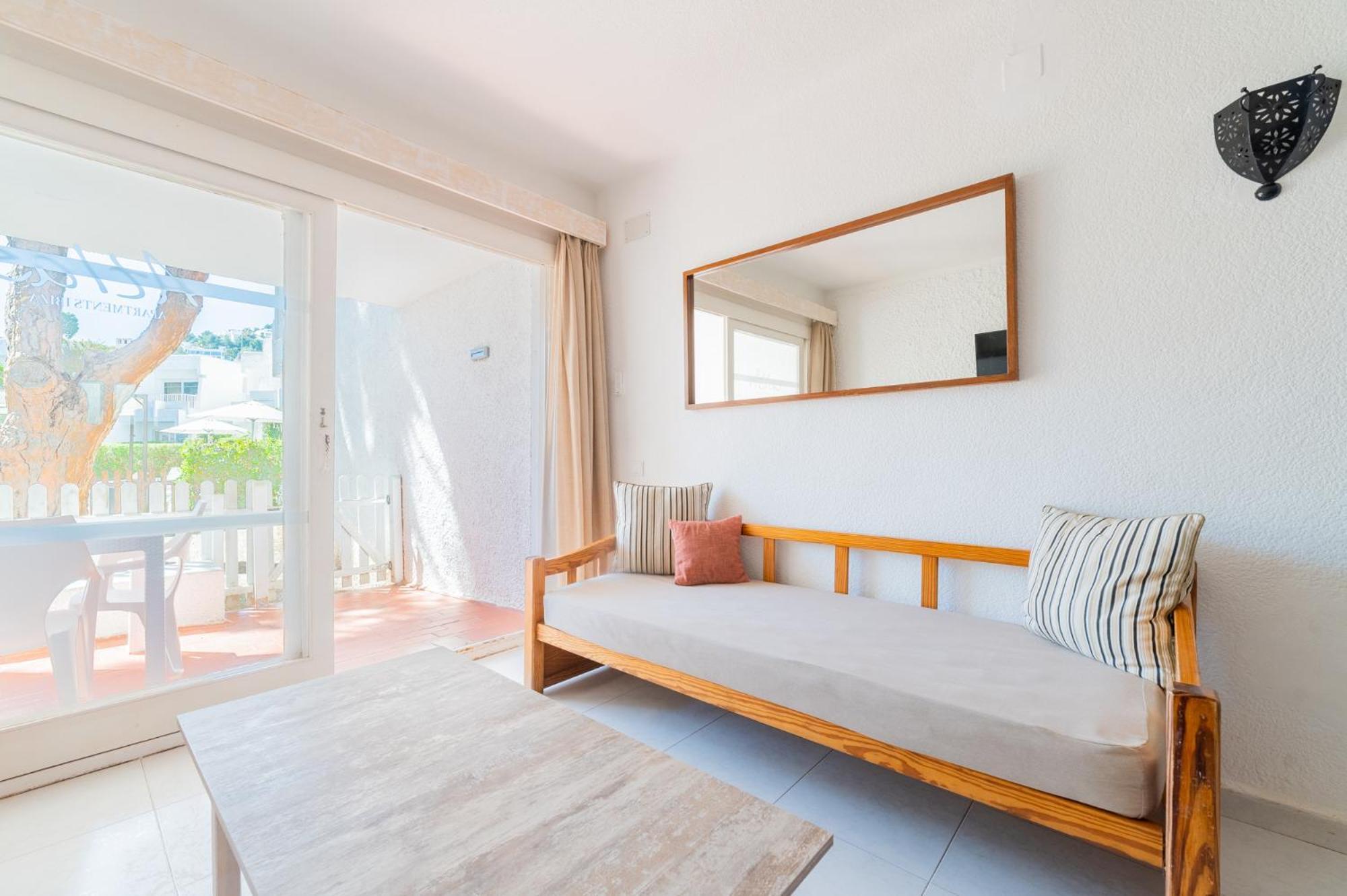 Atlas Apartments Ibiza Santa Eularia des Riu Eksteriør billede
