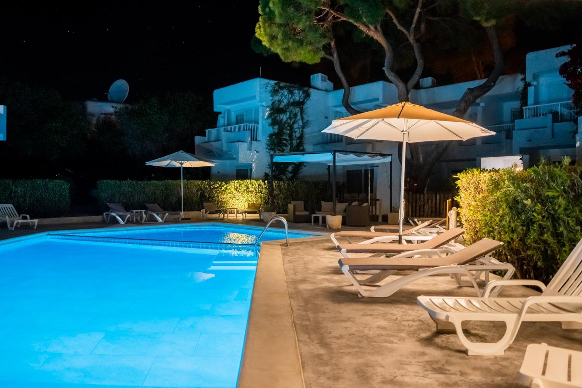 Atlas Apartments Ibiza Santa Eularia des Riu Eksteriør billede