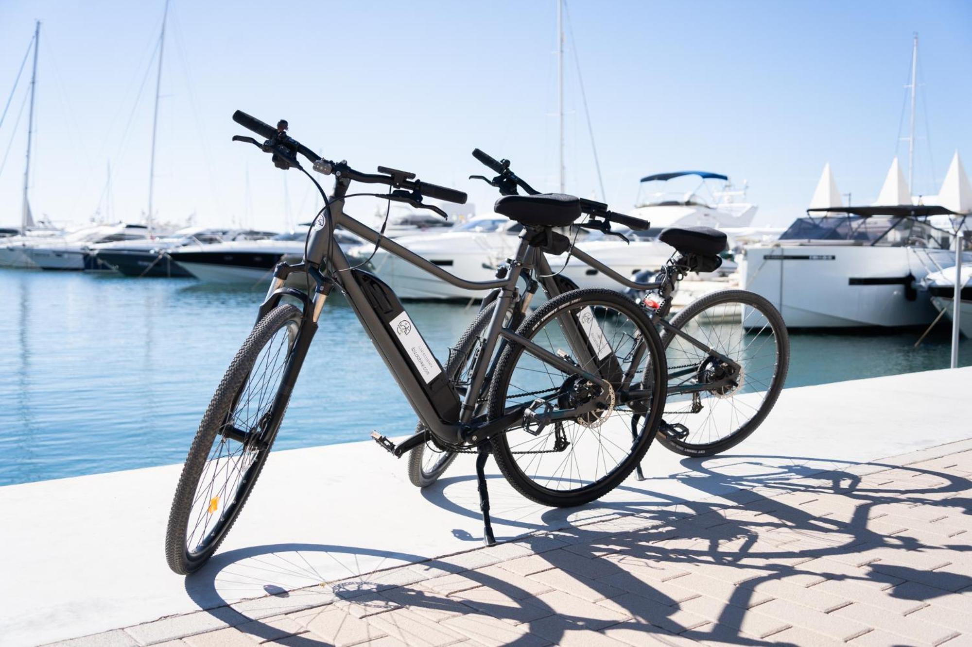Atlas Apartments Ibiza Santa Eularia des Riu Eksteriør billede