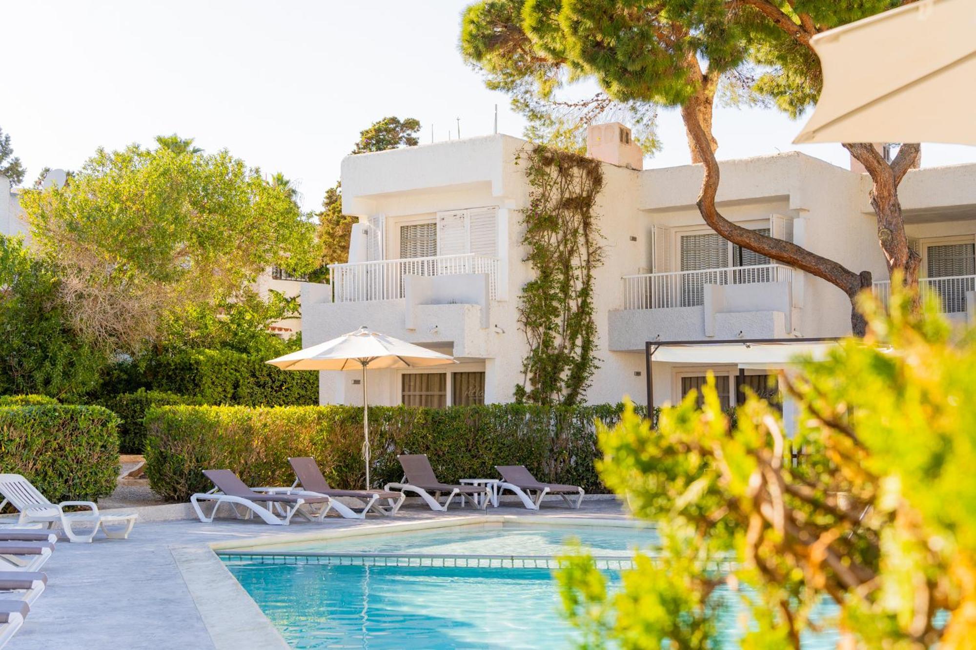 Atlas Apartments Ibiza Santa Eularia des Riu Eksteriør billede
