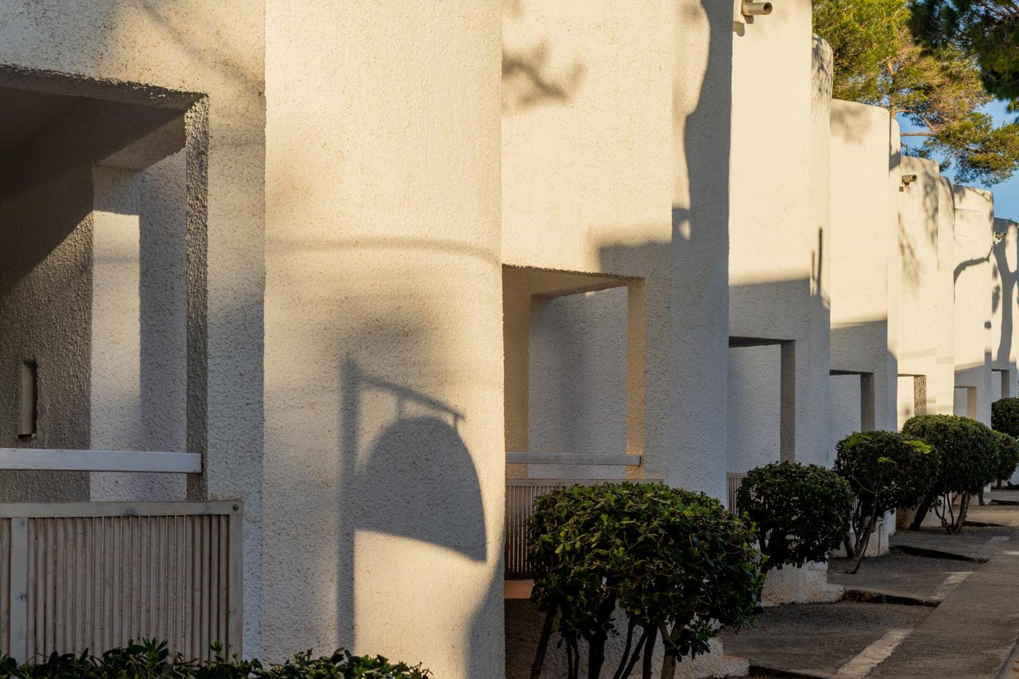 Atlas Apartments Ibiza Santa Eularia des Riu Eksteriør billede