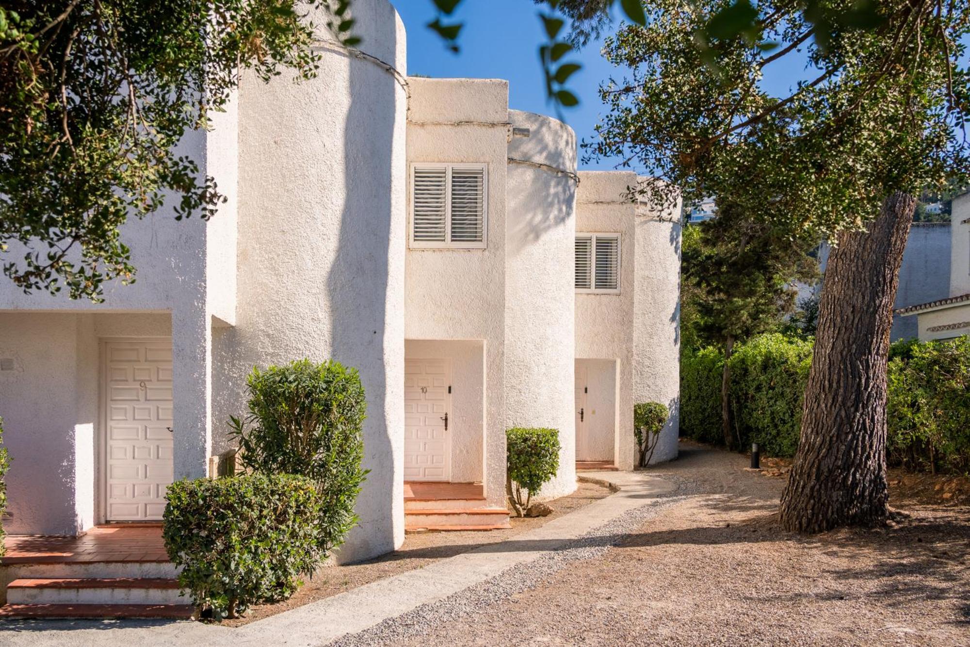Atlas Apartments Ibiza Santa Eularia des Riu Eksteriør billede